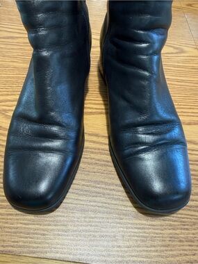 Maripe Brown Zip-Up Ankle Boots w Block 1.75” Heel & Square Toe. Women size 8.5